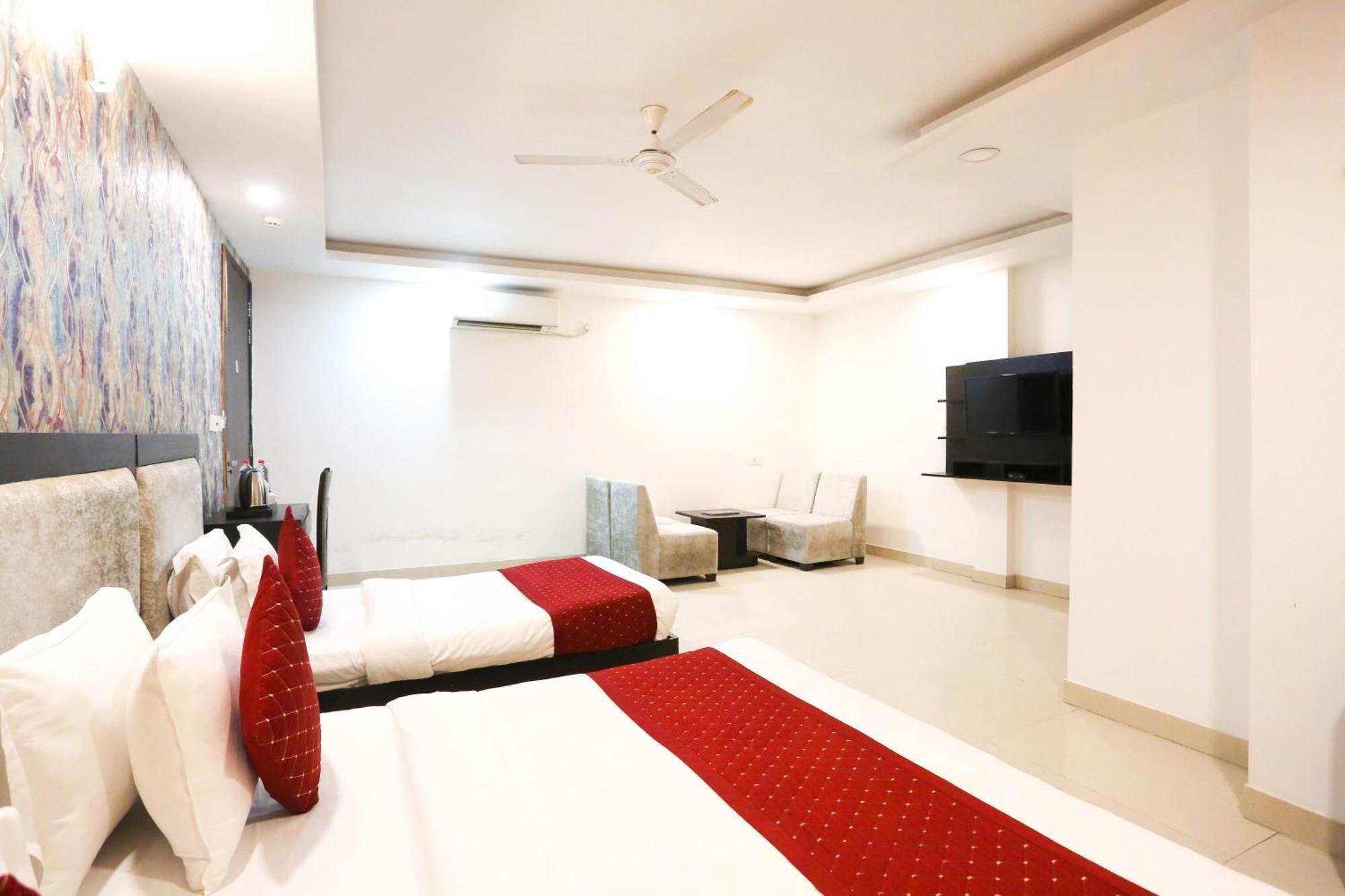 Hotel Aashiyana New Delhi Eksteriør bilde