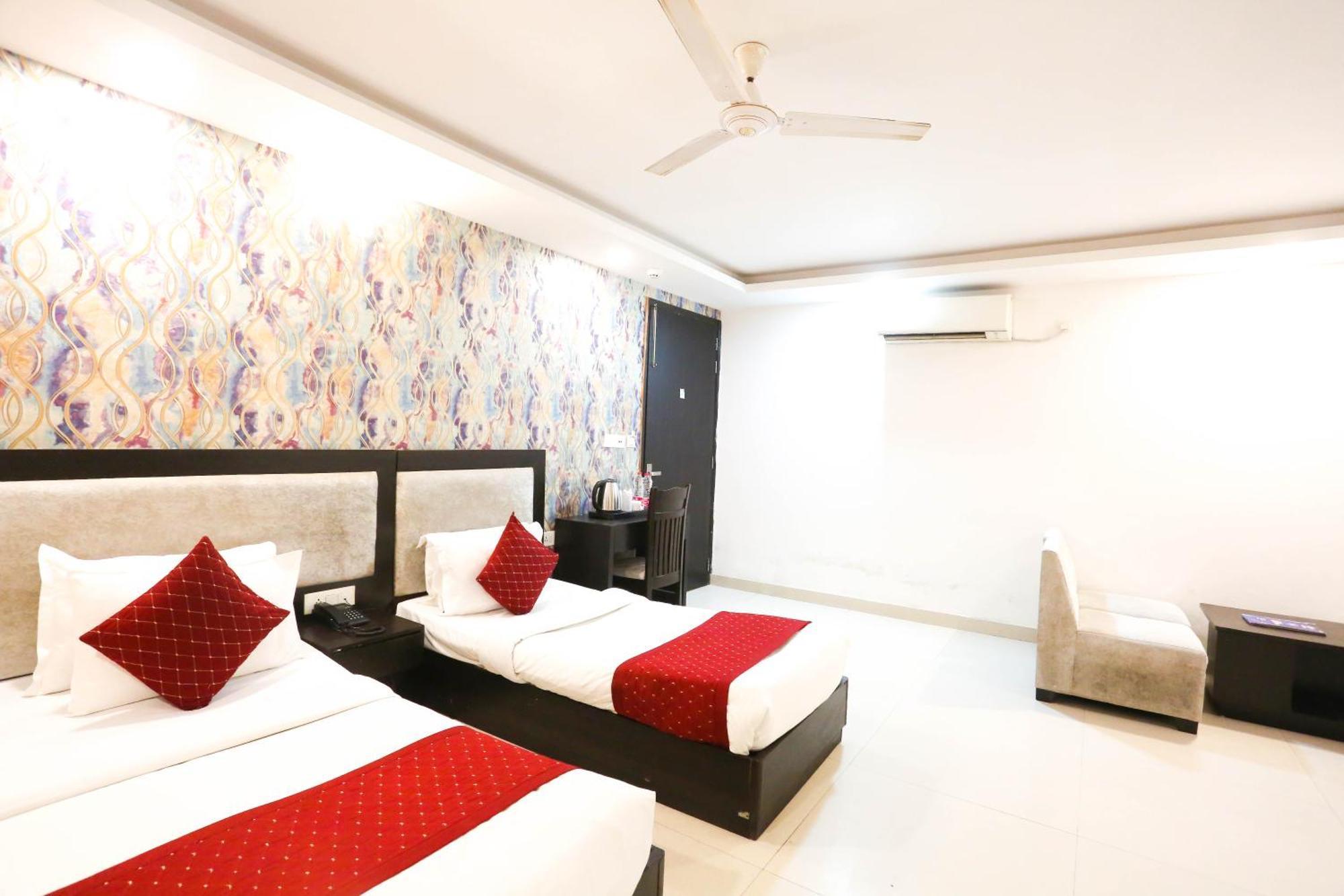 Hotel Aashiyana New Delhi Eksteriør bilde