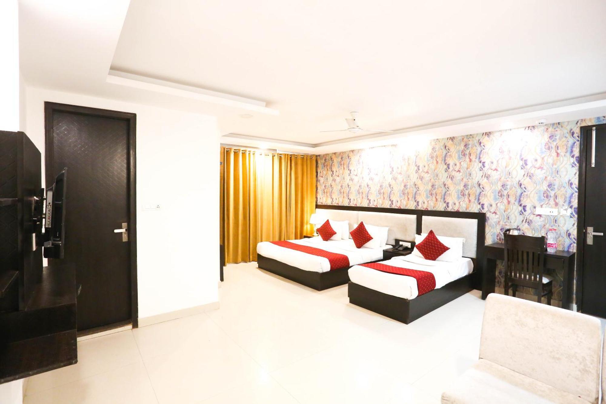 Hotel Aashiyana New Delhi Eksteriør bilde