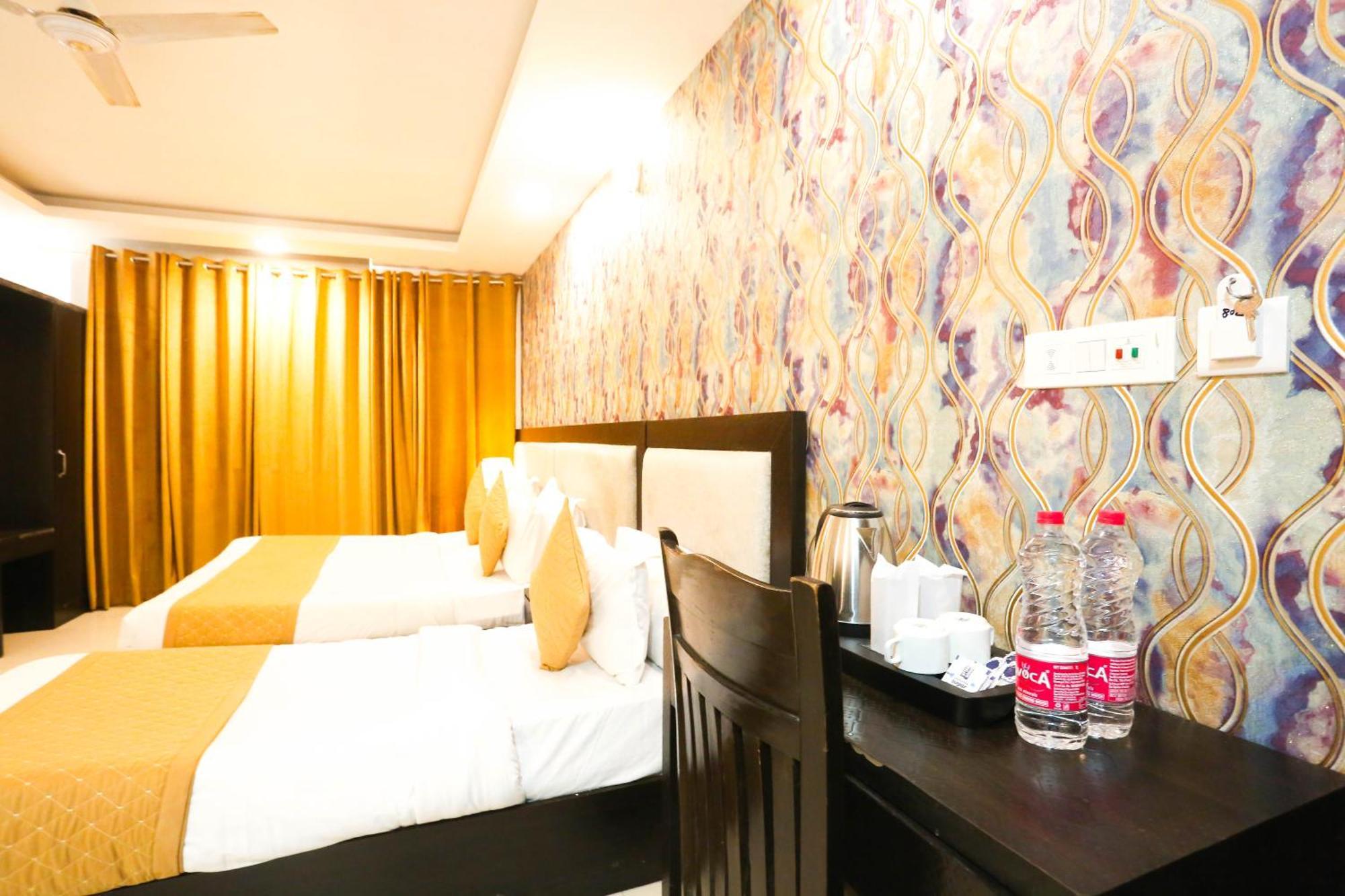 Hotel Aashiyana New Delhi Eksteriør bilde