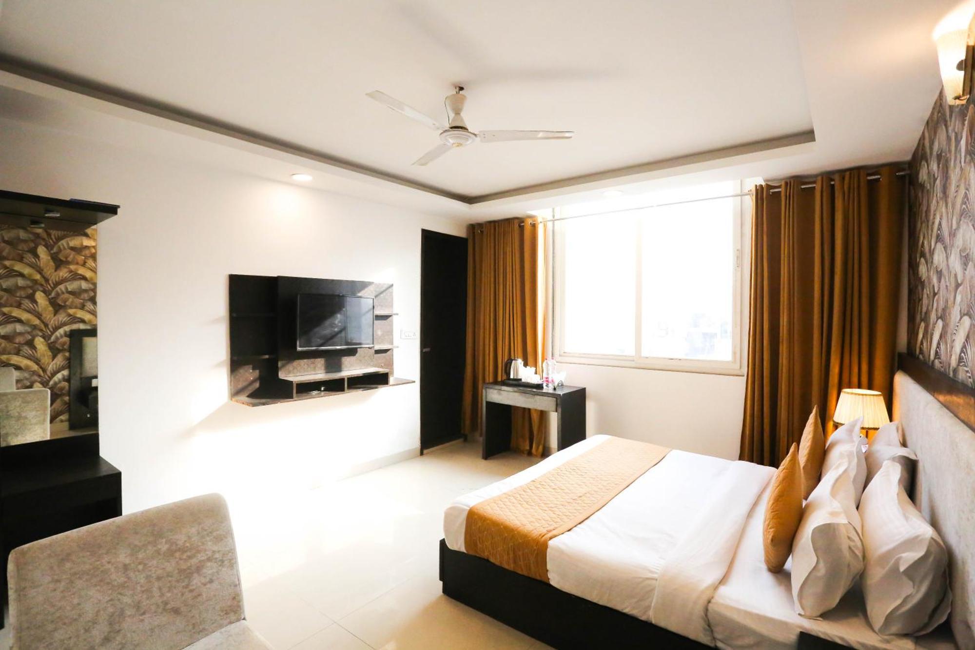 Hotel Aashiyana New Delhi Eksteriør bilde